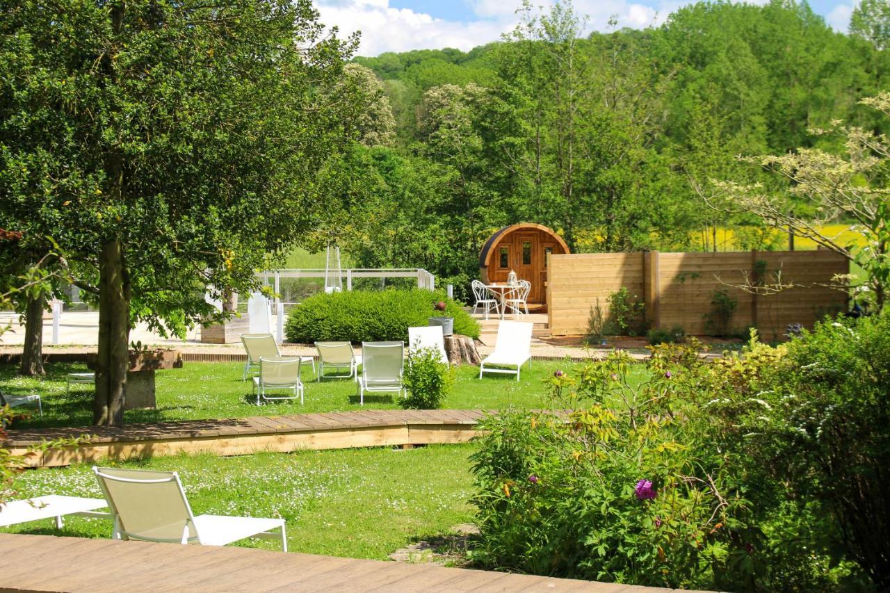 Hotel Moulin De *